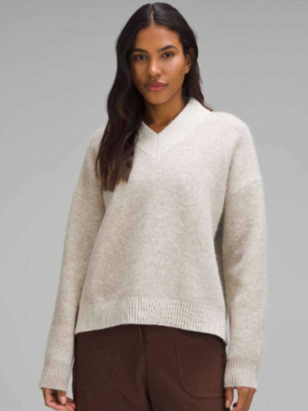 Lululemon Alpaca Wool-Blend V Neck Sweater White Opal Size XS cozy chic cozy 90s